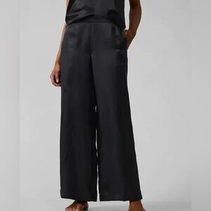 Athleta Black Calm Cool Pant-Size M